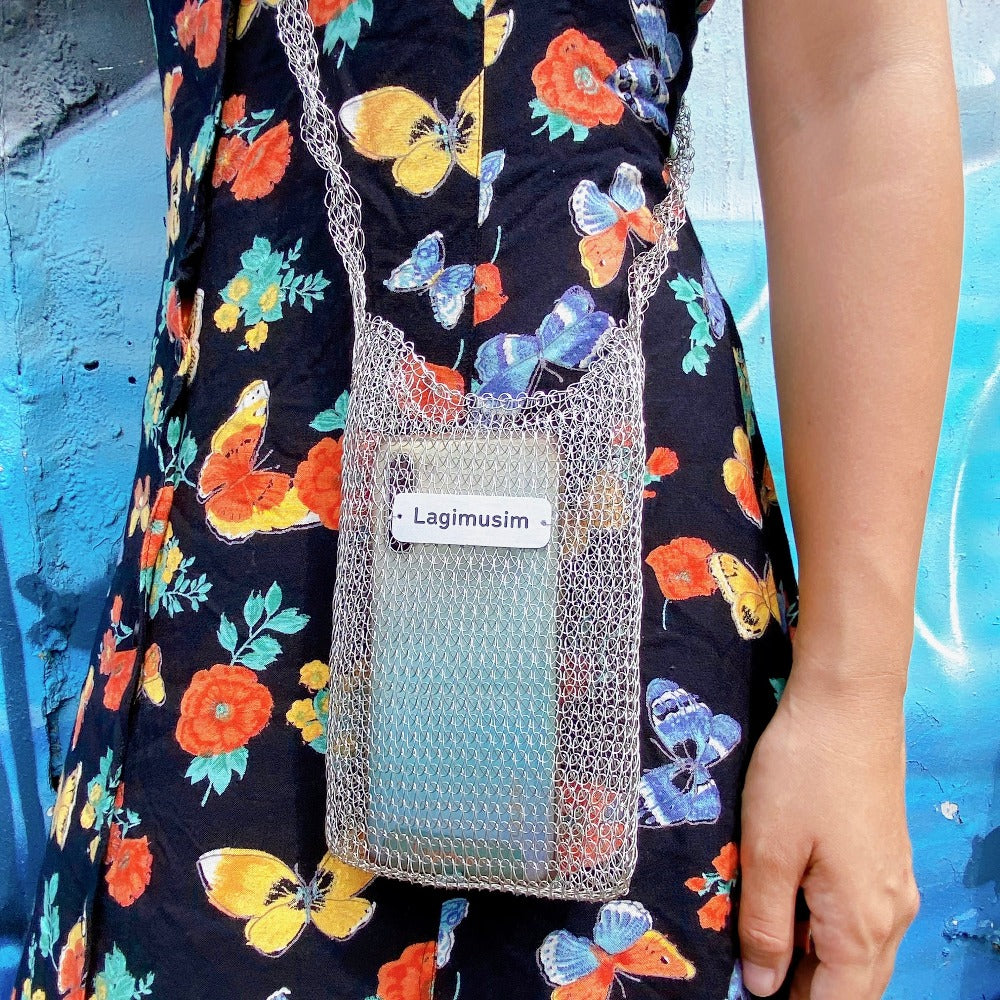 Wire Knitting Phonebag